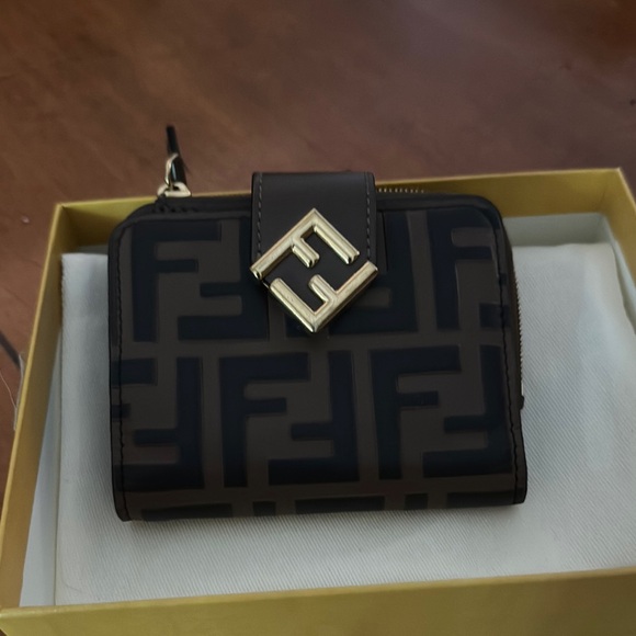 Fendi Black and Brown Logo Wallet - Picture 1 of 4